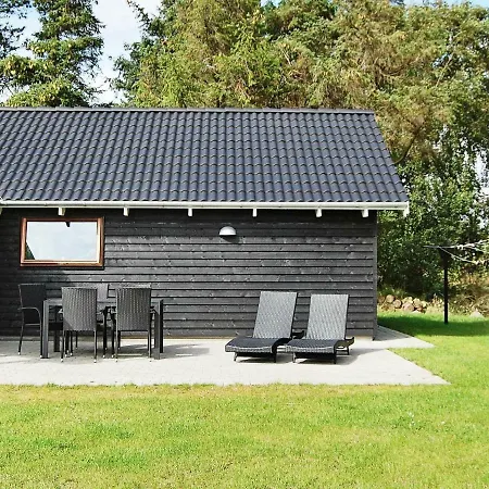 Four-bedroom Holiday In 53 Holiday home *